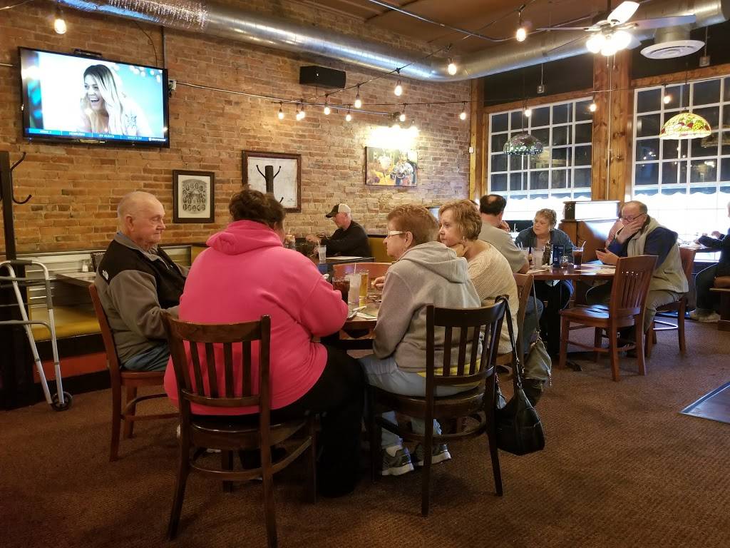 Vicks Gourmet Pizzeria | meal delivery | 7345 E Main St, Reynoldsburg, OH 43068, USA | 6148667392 OR +1 614-866-7392