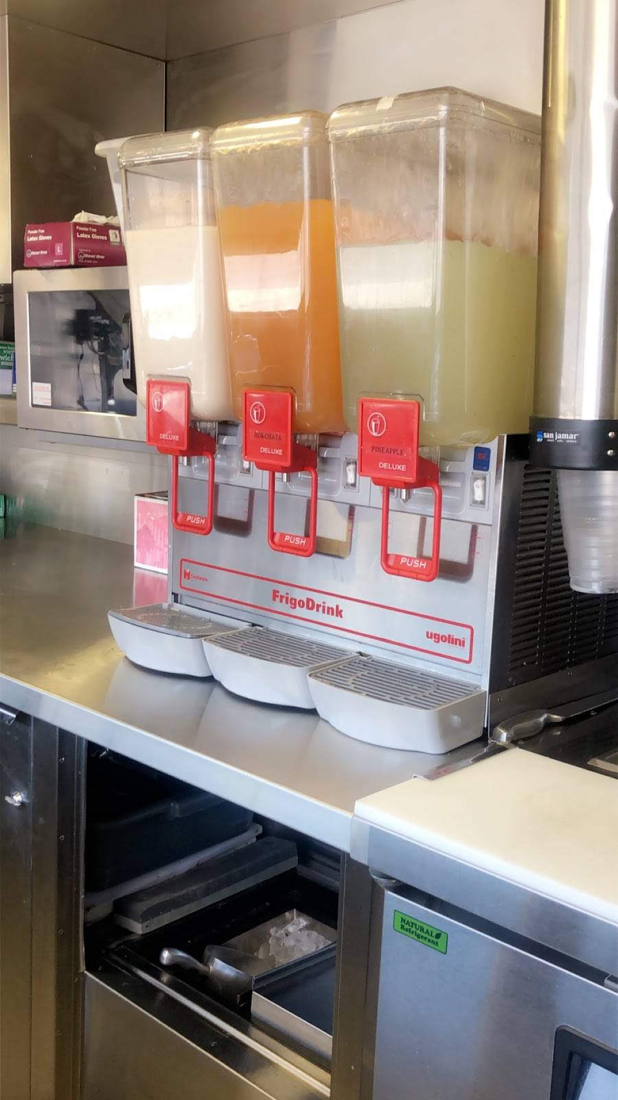 Tacos El Monkey | restaurant | Stockdale Hwy i5, Bakersfield, CA 93314, USA | 6613048497 OR +1 661-304-8497