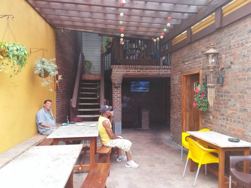 Wilson Restaurant and Cafe | restaurant | 147 Wilson Ave, Newark, NJ 07105, USA | 9735894443 OR +1 973-589-4443