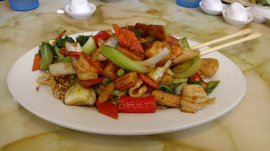 Pho King Way | restaurant | 24000 Alicia Pkwy # 22, Mission Viejo, CA 92691, USA | 9494725464 OR +1 949-472-5464