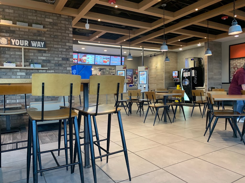 Burger King | restaurant | 32 Genny Loop, Moorefield, WV 26836, USA | 3045306000 OR +1 304-530-6000