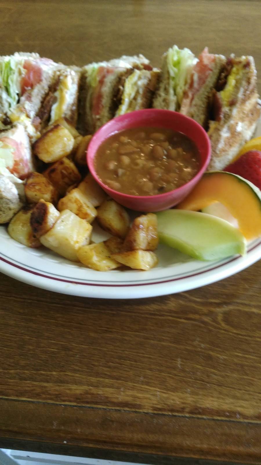 PTite Bouchée (la) | restaurant | 6160 Rue Rodrigue, Terrebonne, QC J7M 2C1, Canada | 4504777171 OR +1 450-477-7171