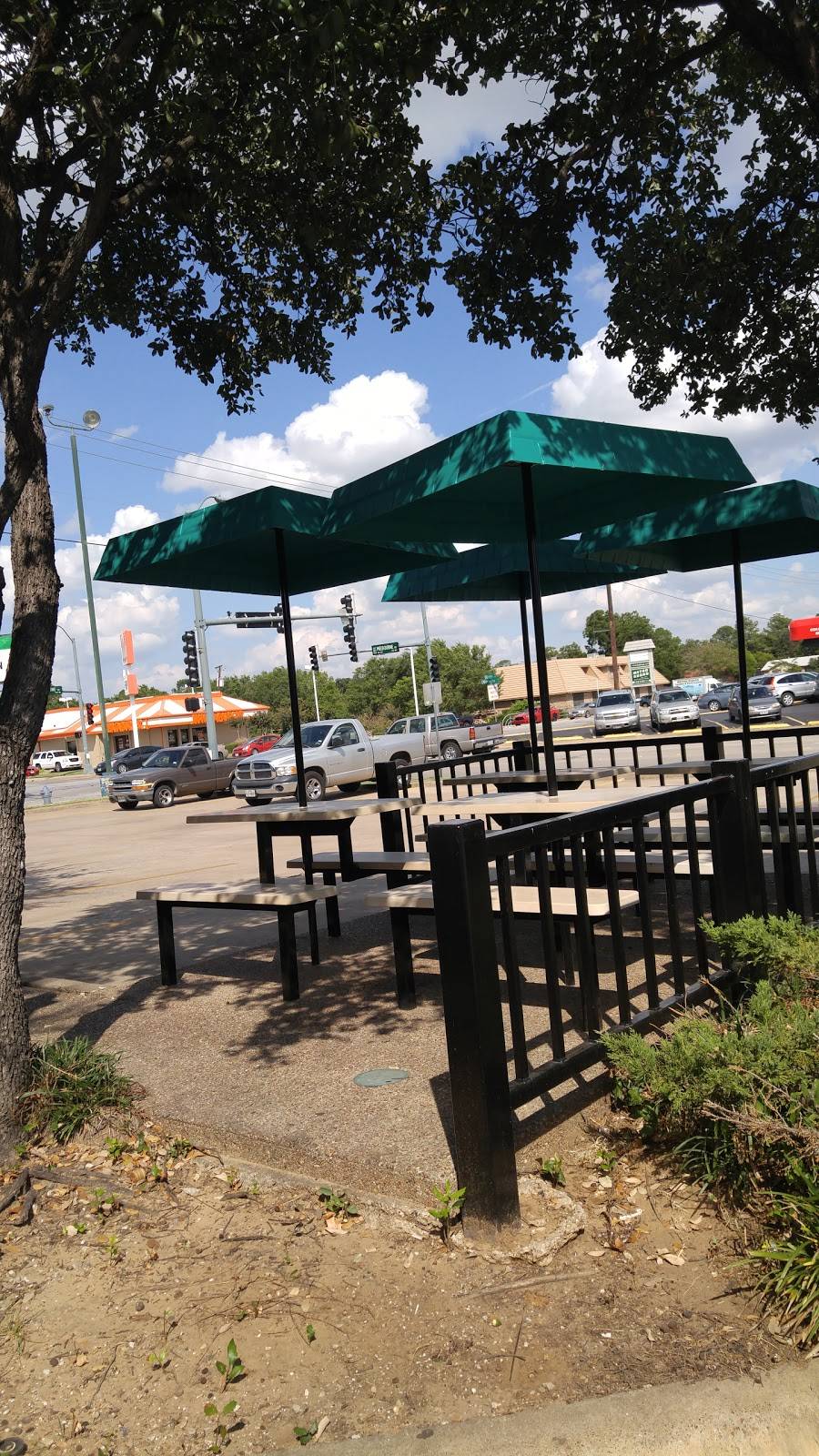 Burger Street | restaurant | 1201 W Pipeline Rd, Hurst, TX 76053, USA | 8175908150 OR +1 817-590-8150