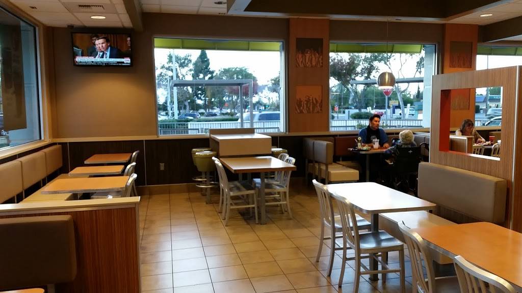 McDonalds | cafe | 456 Blossom Hill Rd, San Jose, CA 95123, USA | 4082275811 OR +1 408-227-5811