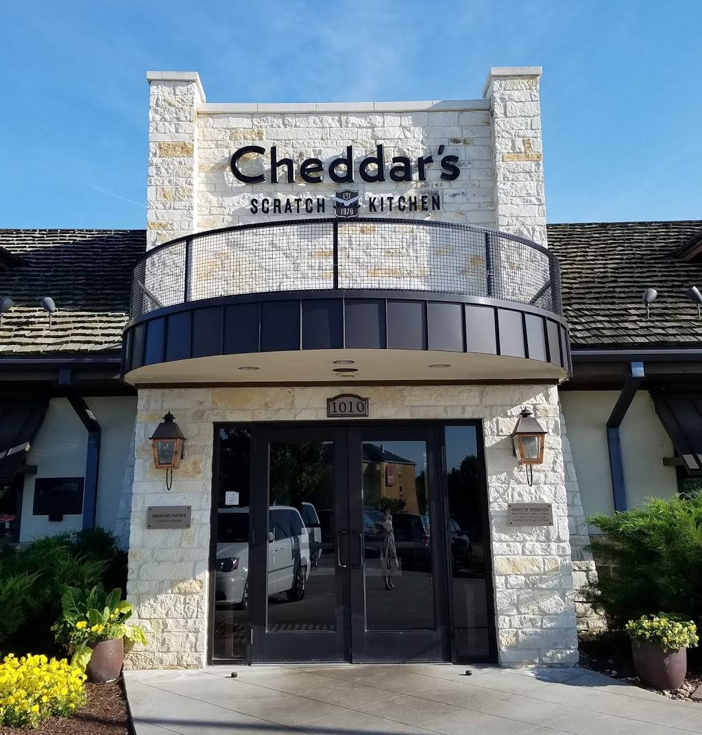 Cheddars Scratch Kitchen | restaurant | 1010 Interstate 70 Dr SW, Columbia, MO 65203, USA | 5734410617 OR +1 573-441-0617