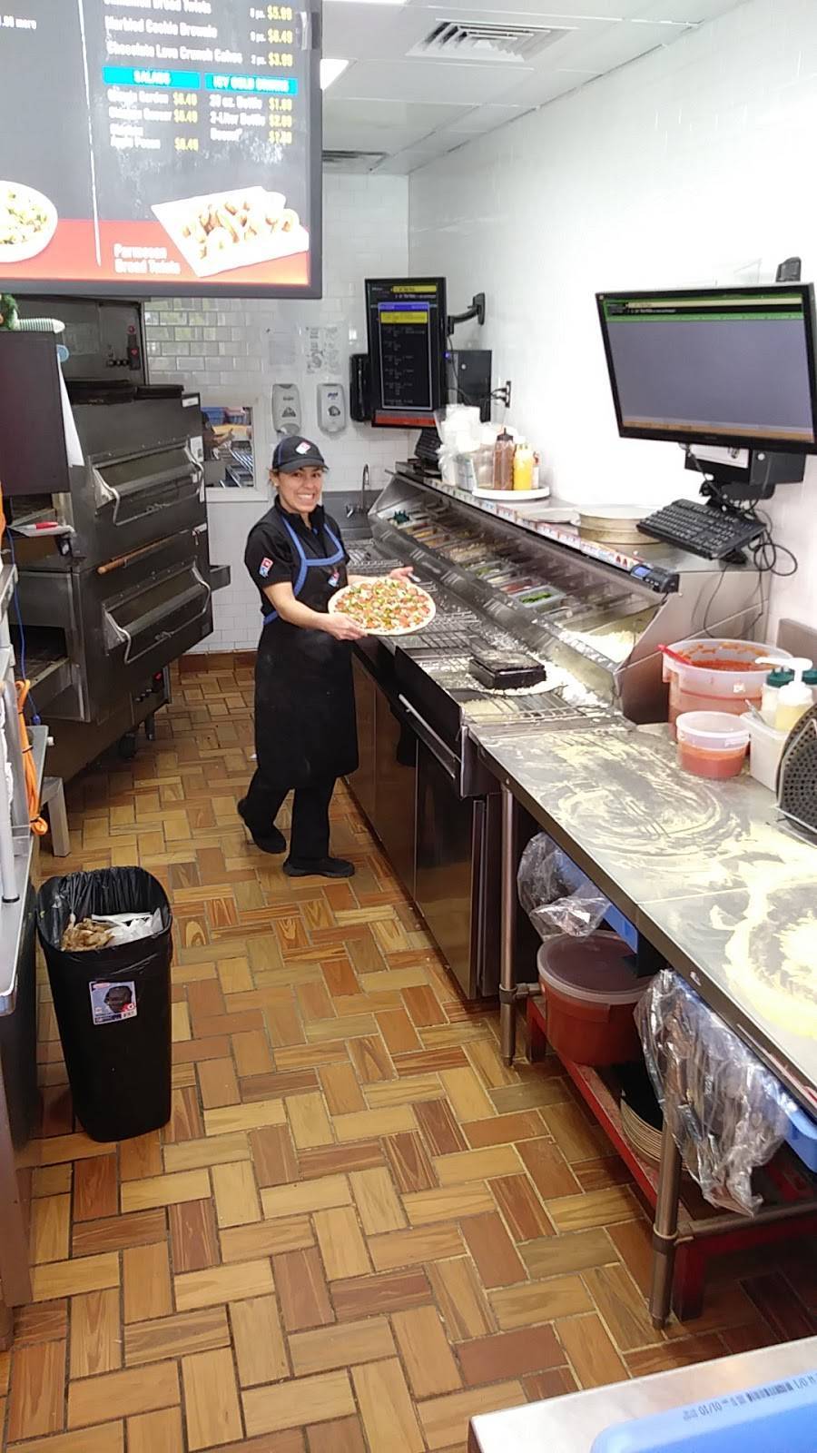 Dominos Pizza | meal delivery | 900 Powerline Rd # 912, Pompano Beach, FL 33069, USA | 9549773030 OR +1 954-977-3030