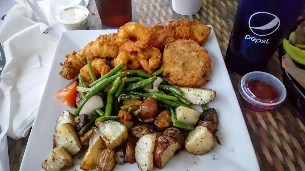 Ocean House Waterfront Seafood | restaurant | 1905 Atlantic Ave, Virginia Beach, VA 23451, USA | 7574258600 OR +1 757-425-8600