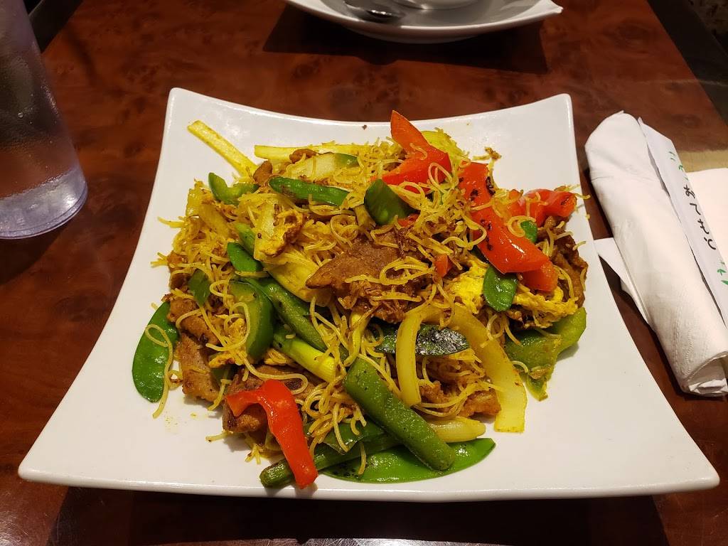 Noodles Asian Bistro | restaurant | 7850 Poplar Ave #12, Germantown, TN 38138, USA | 9017551117 OR +1 901-755-1117