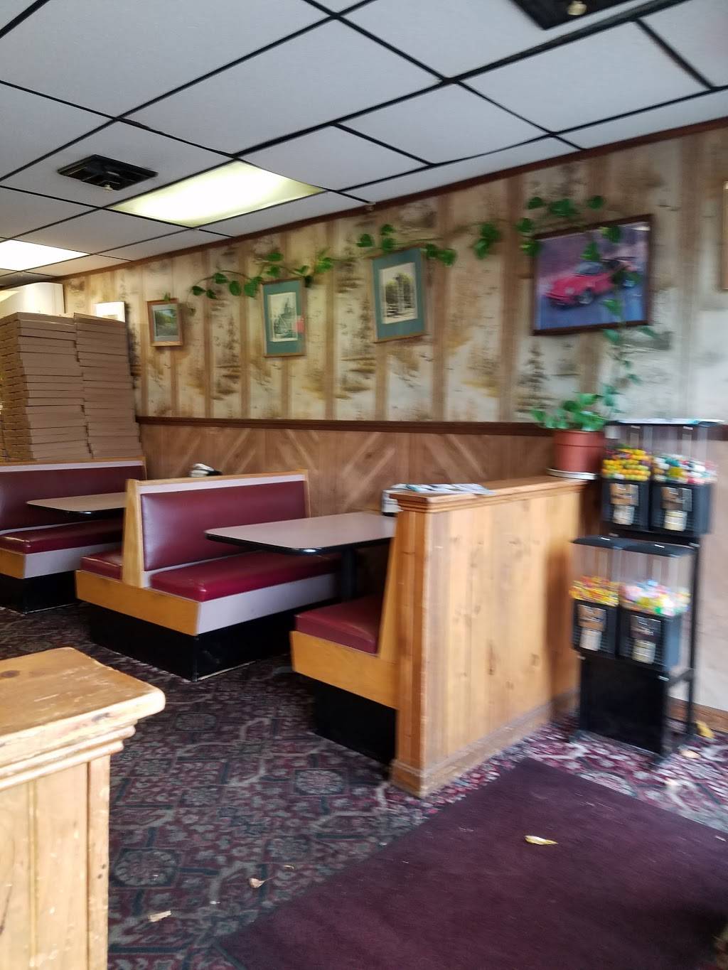 A-1 Pizza House | restaurant | 92 Maple St, Florence, MA 01062, USA | 4135864196 OR +1 413-586-4196