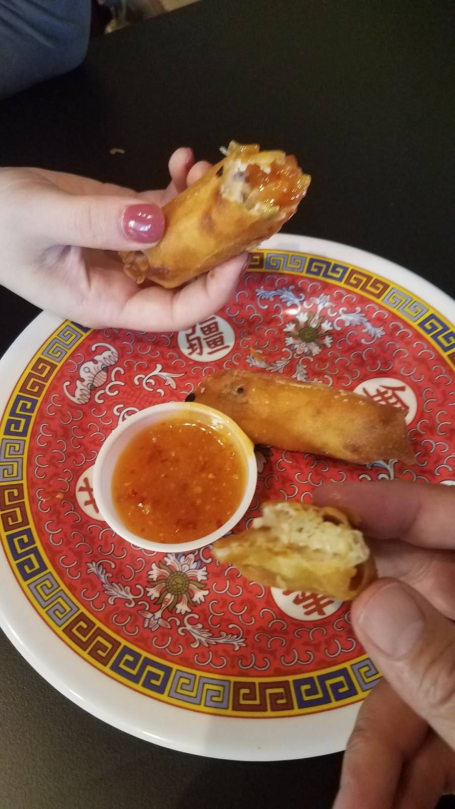 Fongs on Forest | restaurant | 3018 Forest Ave, Des Moines, IA 50311, USA | 5152773664 OR +1 515-277-3664