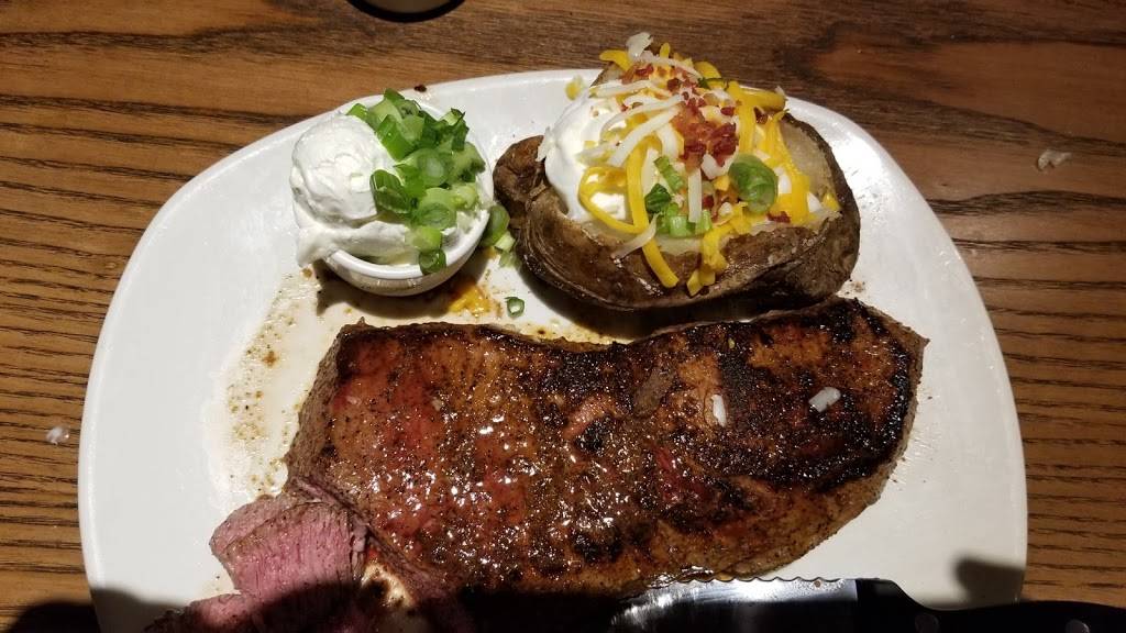 Outback Steakhouse | restaurant | 6950 Ridge Rd, Parma, OH 44129, USA | 4408426114 OR +1 440-842-6114