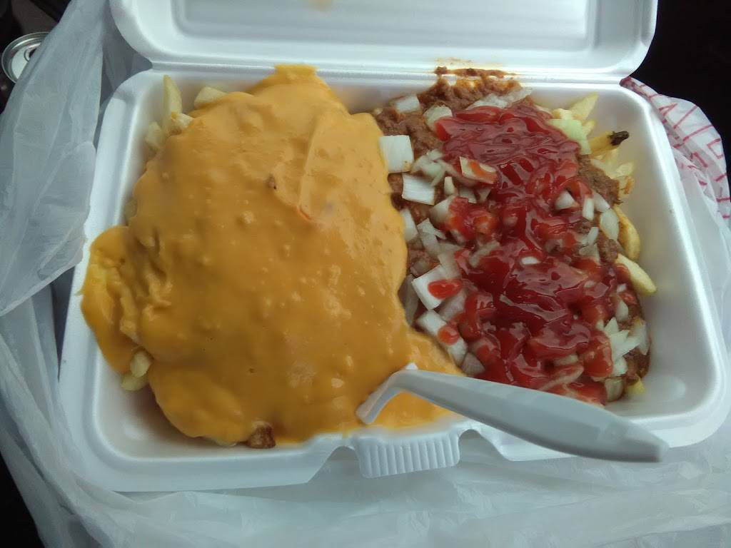 Clay Super Coney Island | restaurant | 1141 Clay St, Detroit, MI 48211, USA | 3138718300 OR +1 313-871-8300