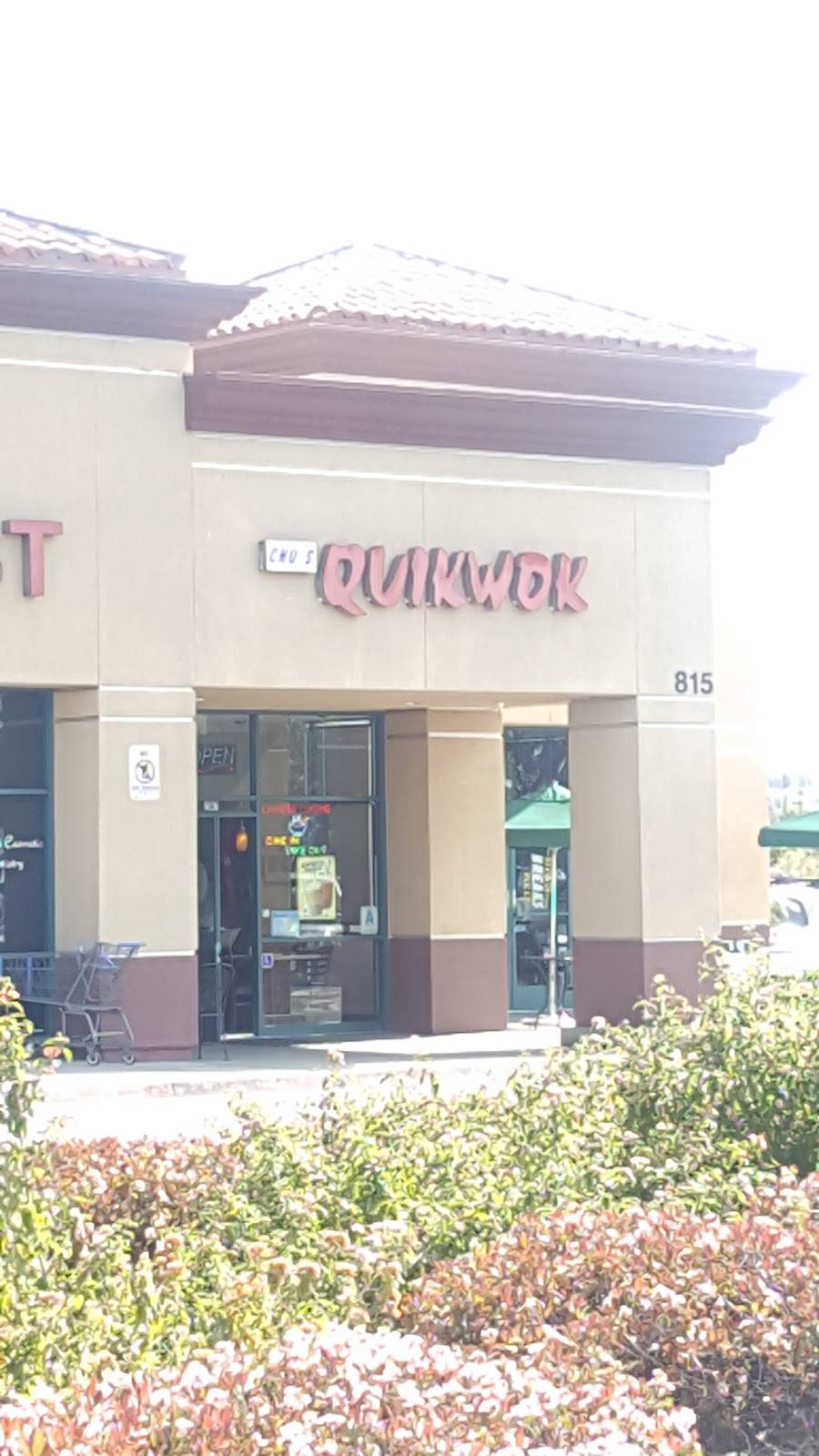 Quik Wok | restaurant | 815 College Blvd, Oceanside, CA 92057, USA | 7607267771 OR +1 760-726-7771