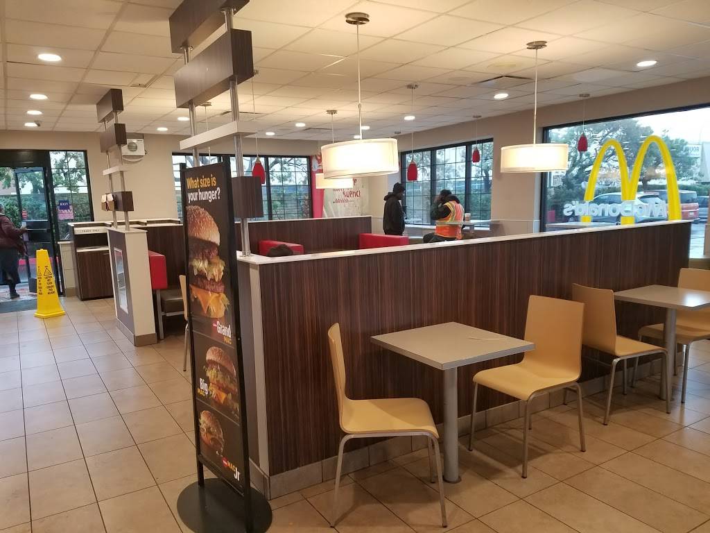 McDonalds | cafe | 2301 Macdonald Ave, Richmond, CA 94804, USA | 5102337824 OR +1 510-233-7824