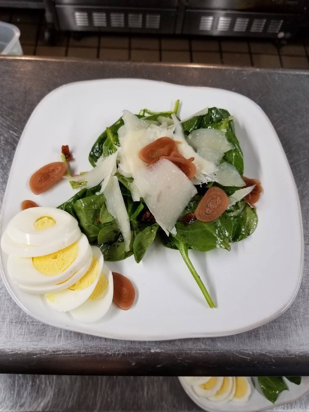 H2 Huth & Harris Wine Merchants | restaurant | 427 Tuscarawas St E, Canton, OH 44702, USA | 3308053212 OR +1 330-805-3212