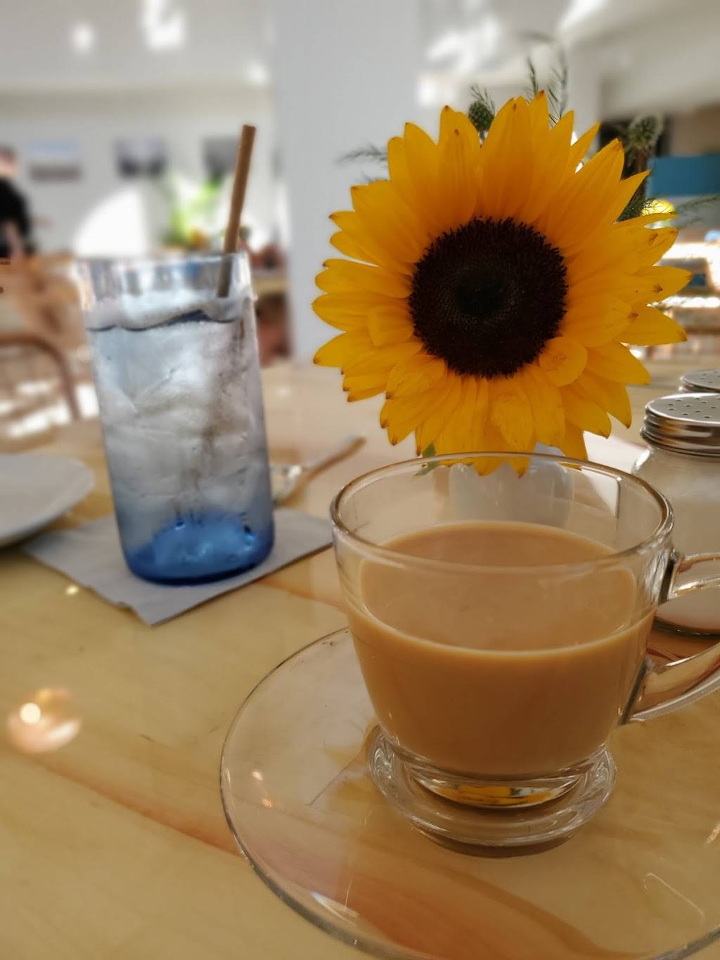 MI Table | restaurant | 213 Center Ave, Bay City, MI 48708, USA | 9895451230 OR +1 989-545-1230