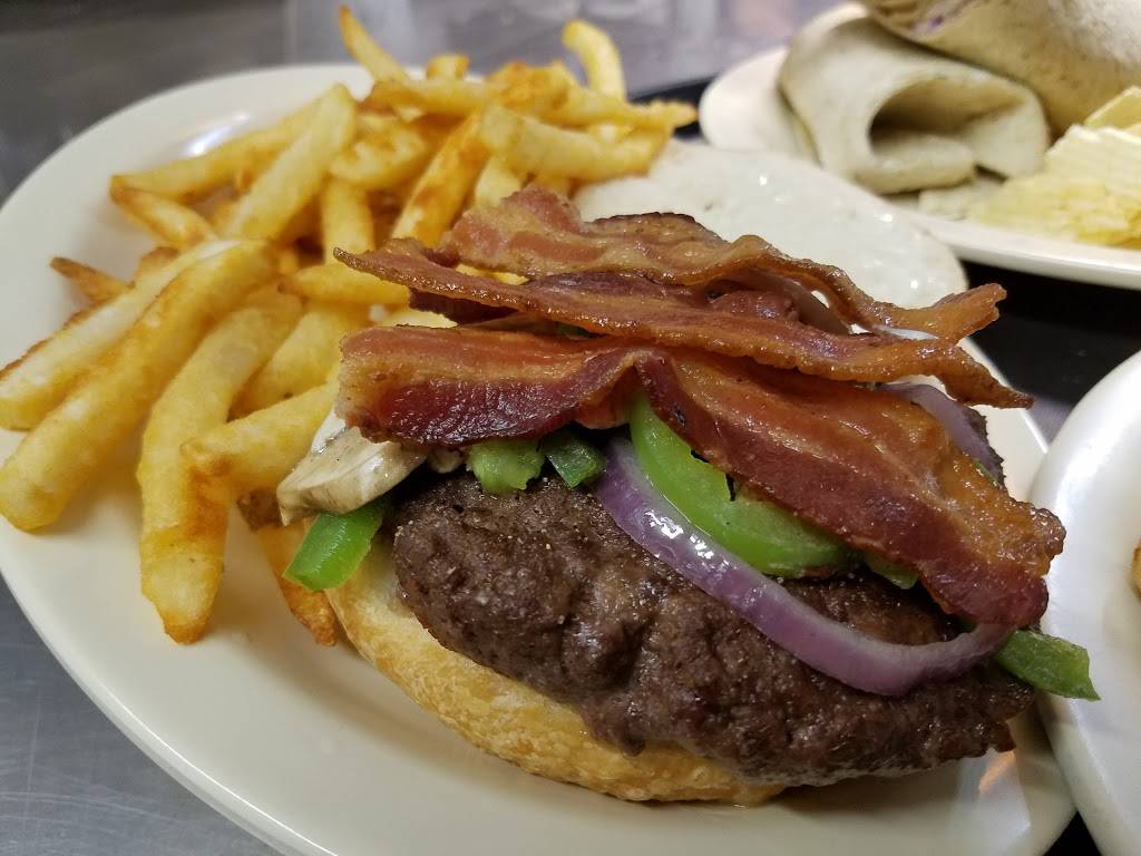 Hoagies Pizza & Pasta | restaurant | 112 Center Rd, Essex Junction, VT 05452, USA | 8028794934 OR +1 802-879-4934