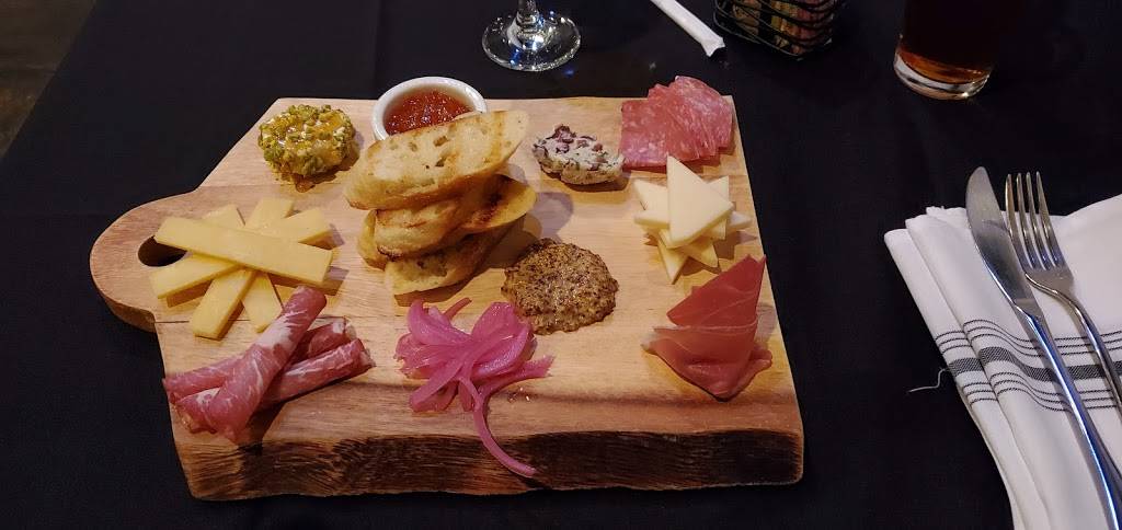 The Wobbly Olive | restaurant | 3317 Cinema Point, Colorado Springs, CO 80922, USA | 7192479504 OR +1 719-247-9504