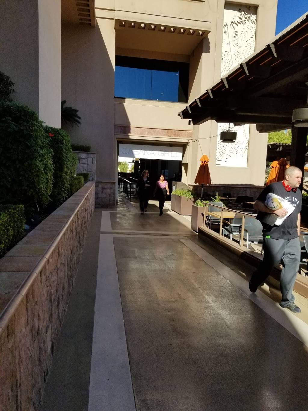 Cabana Grill | restaurant | MGM Grand, 3799 S Las Vegas Blvd, Las Vegas, NV 89109, USA | 7028913400 OR +1 702-891-3400
