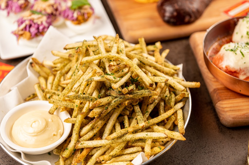 Thriller Social Club | restaurant | 508 4th St, San Francisco, CA 94107, USA | 4157066568 OR +1 415-706-6568