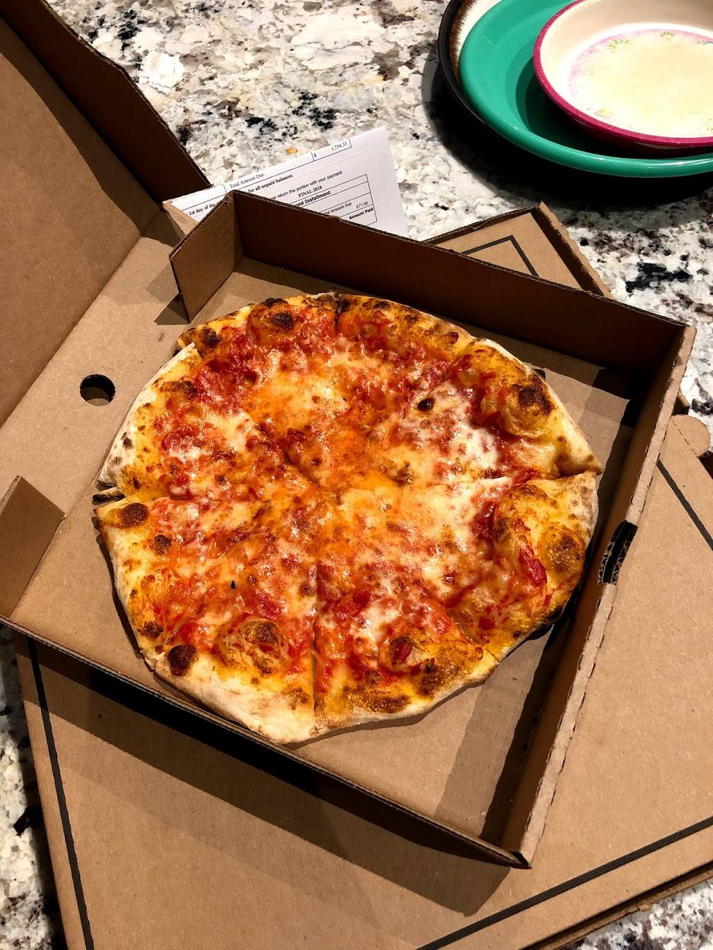 Oven 360 Emeryville | meal takeaway | 1226 Essex County Rd 22, Emeryville, ON N0R 1C0, Canada | 5197159223 OR +1 519-715-9223