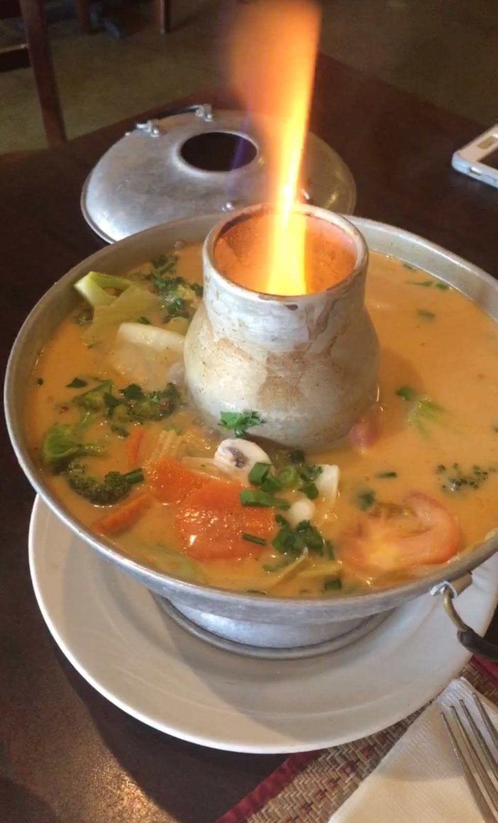 Tuk Tuk | restaurant | 3226 N Lombard St, Portland, OR 97217, USA | 5037197796 OR +1 503-719-7796