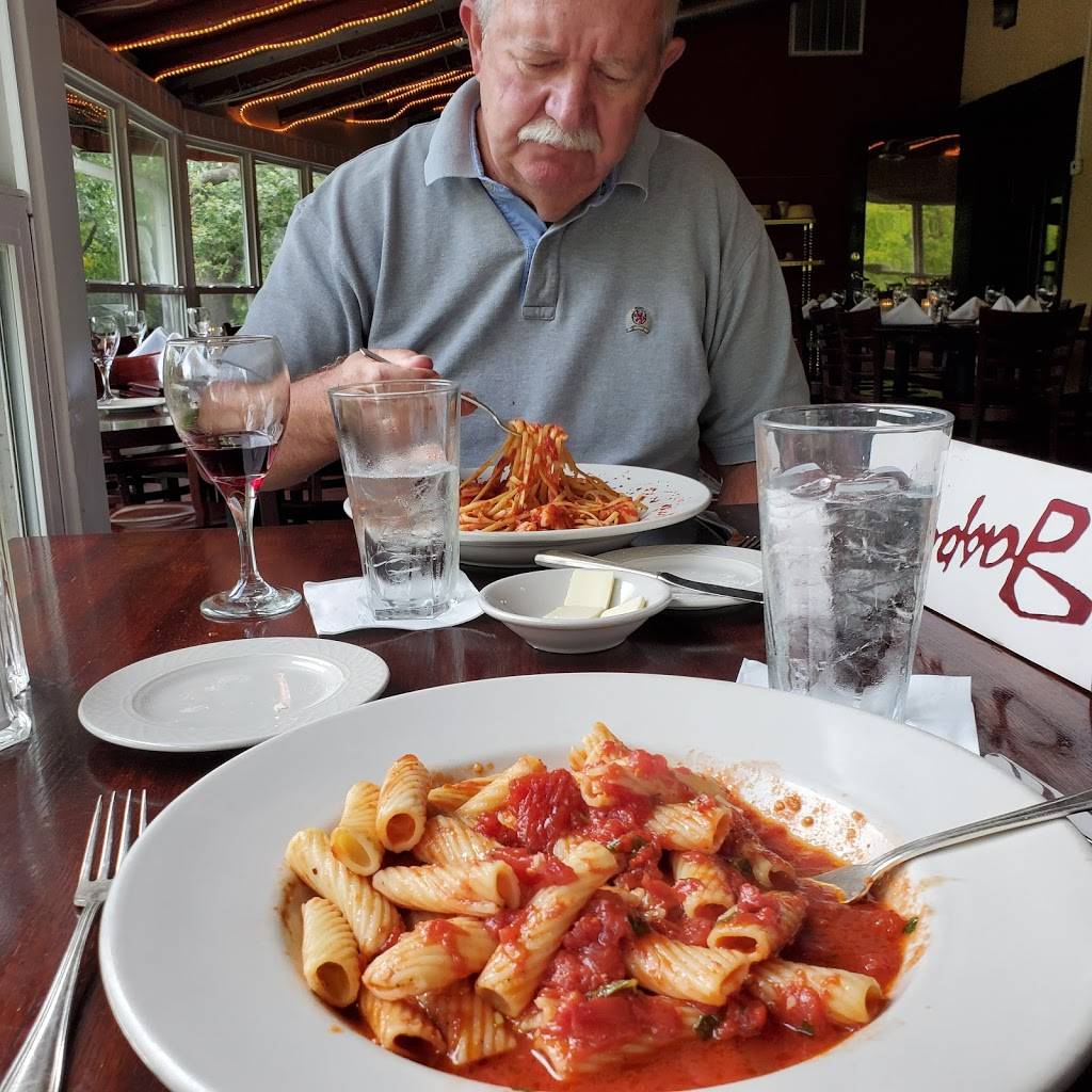 Jaspers Italian Restaurant | restaurant | 1201 W 103rd St, Kansas City, MO 64114, USA | 8169416600 OR +1 816-941-6600