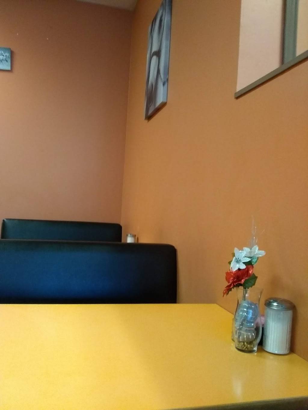 Enmas Taco House | restaurant | 5282 Medical Dr #115, San Antonio, TX 78229, USA | 2107338037 OR +1 210-733-8037