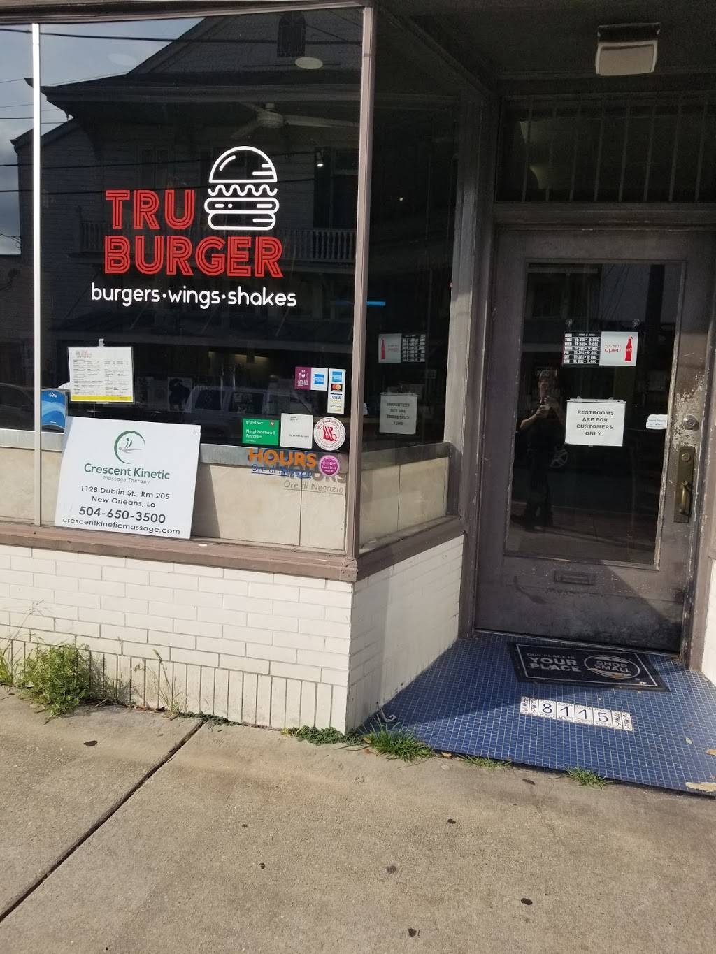 truburger | restaurant | 8115 Oak St, New Orleans, LA 70118, USA | 5042185416 OR +1 504-218-5416