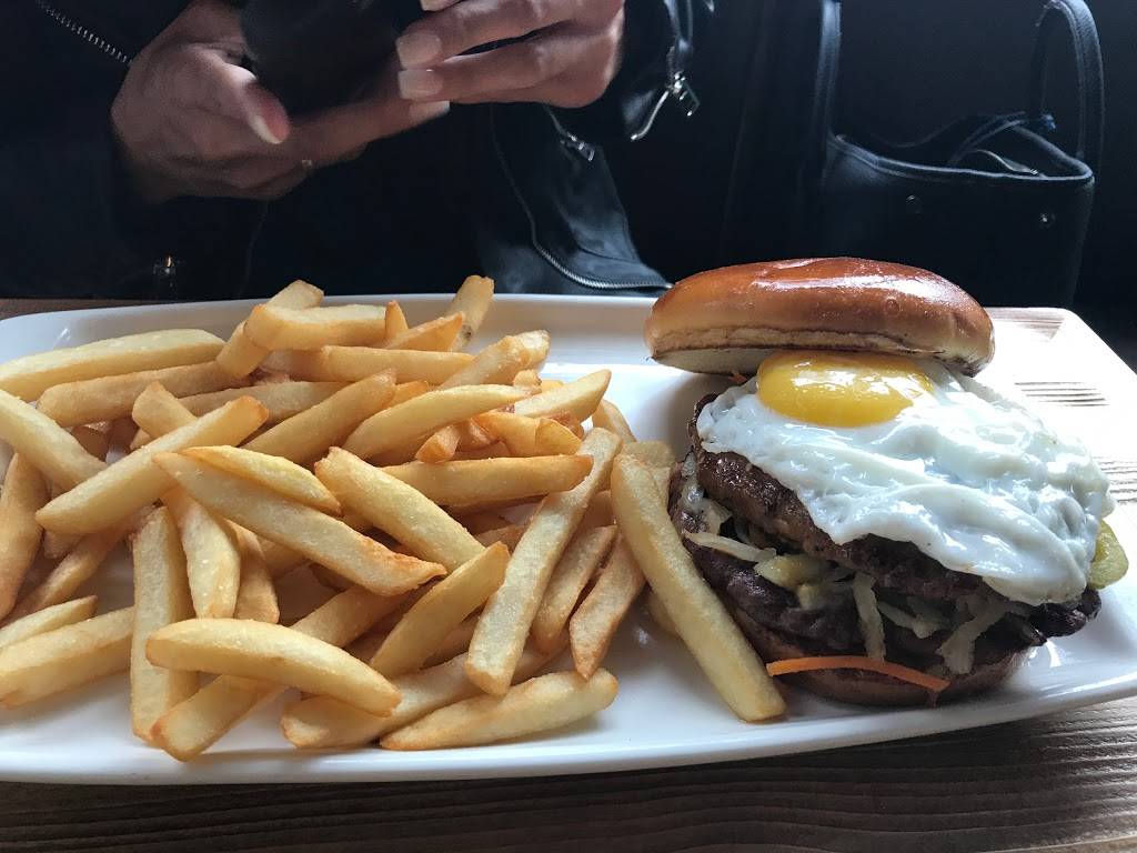 Bistro 1521 | restaurant | 900 N Glebe Rd #100, Arlington, VA 22203, USA | 7037410917 OR +1 703-741-0917