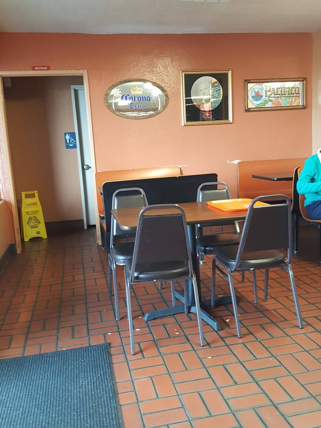 Casa Delicias | restaurant | 9436 Hesperia Rd, Hesperia, CA 92345, USA | 7602440941 OR +1 760-244-0941