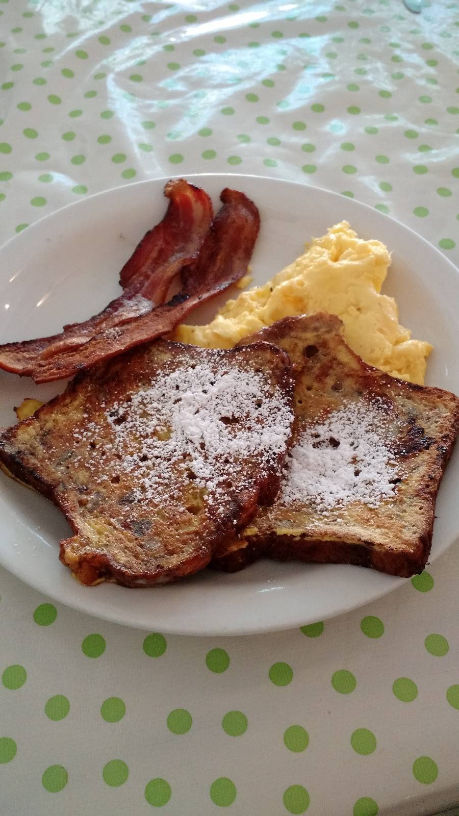 Emilys Kitchen | restaurant | 709 Village Ct, Santa Rosa, CA 95405, USA | 7075232234 OR +1 707-523-2234