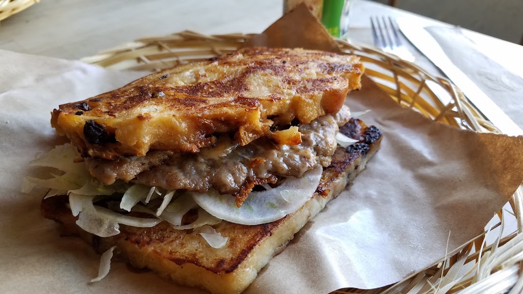 Meat Cheese Bread | restaurant | 1406 SE Stark St, Portland, OR 97214, USA | 5032341700 OR +1 503-234-1700