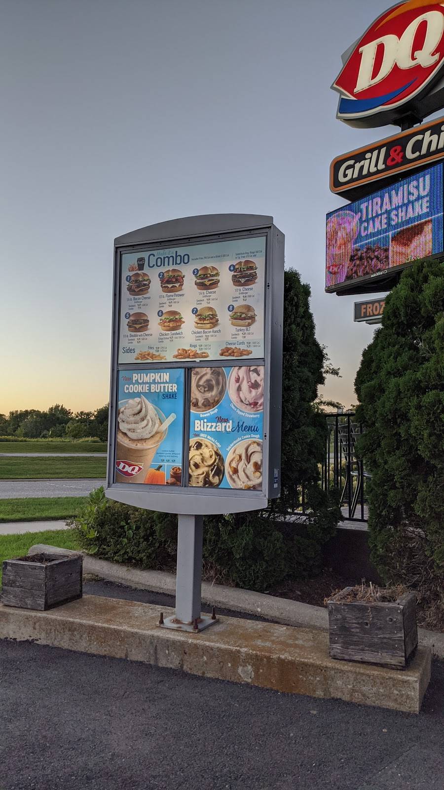 Dairy Queen Grill & Chill | restaurant | 137 Access Way, Spicer, MN 56288, USA | 3207962010 OR +1 320-796-2010
