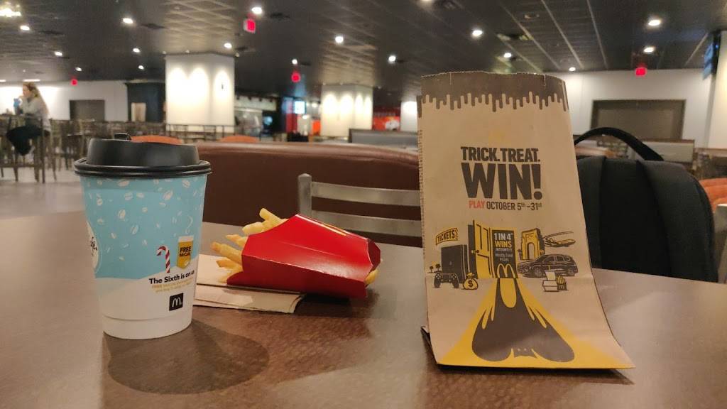 McDonalds | restaurant | Empire State Plaza, Albany, NY 12220, USA | 5184320340 OR +1 518-432-0340