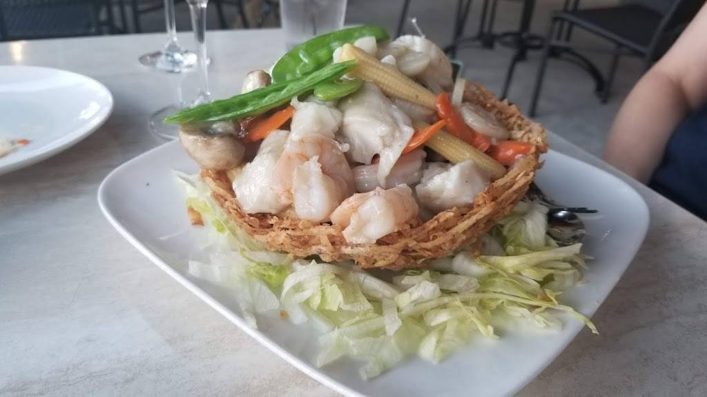 8 Dragons Restaurant | restaurant | 1047 Vine St, Healdsburg, CA 95448, USA | 7073950023 OR +1 707-395-0023