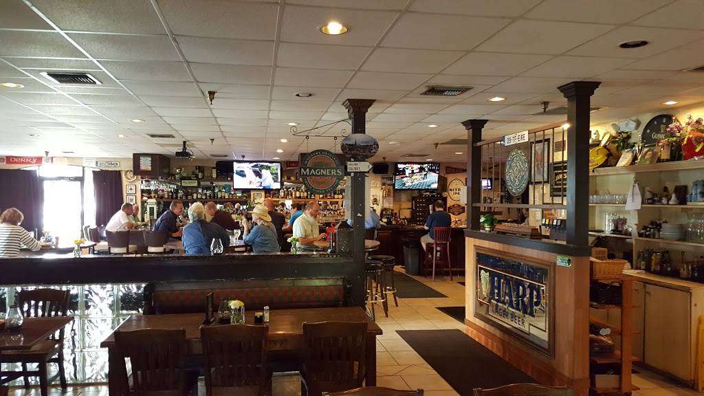 Tim Finnegans Irish Pub | restaurant | 2885 Federal Hwy, Delray Beach, FL 33483, USA | 5613303153 OR +1 561-330-3153