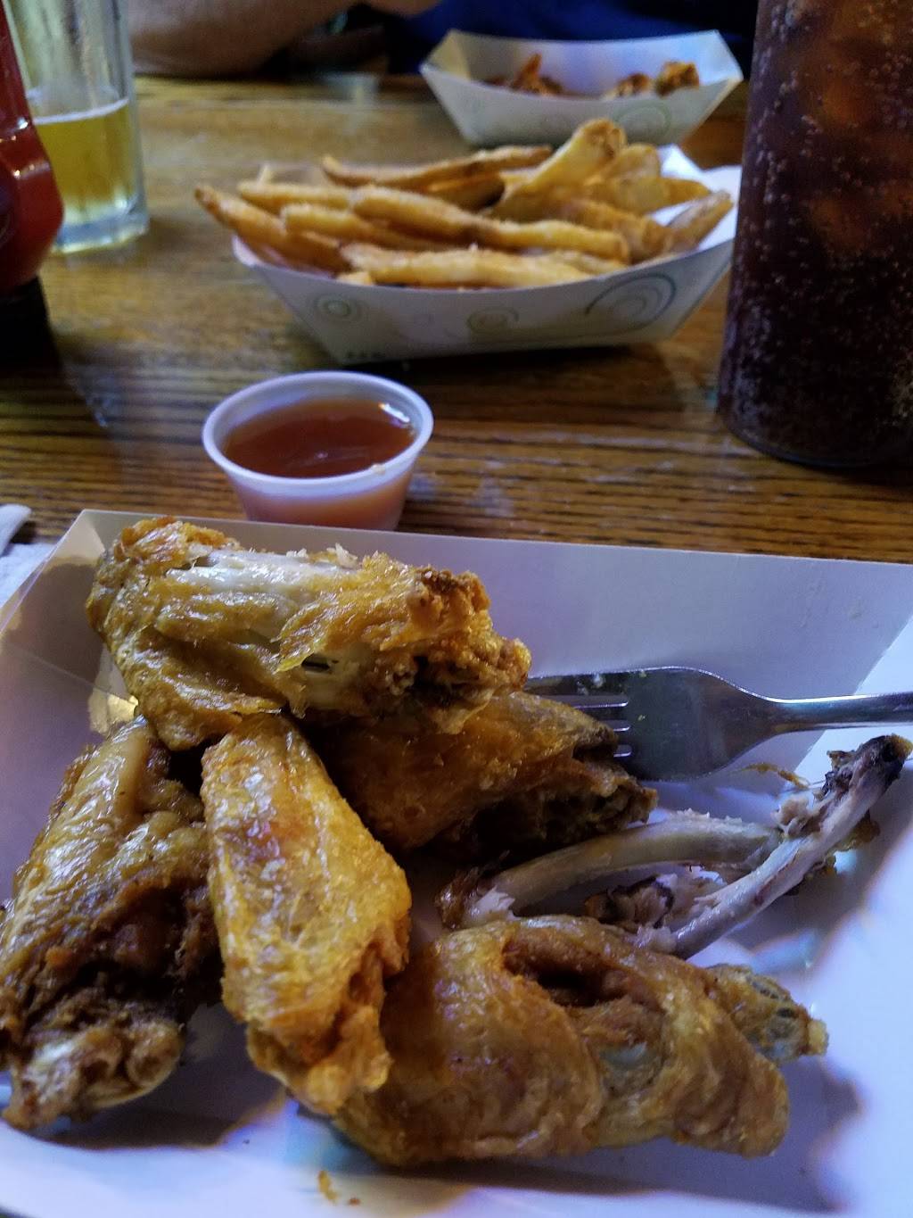 Mill Dam Corner Grill | restaurant | 9547, 3982 National Rd SE, Hebron, OH 43025, USA | 7409283567 OR +1 740-928-3567