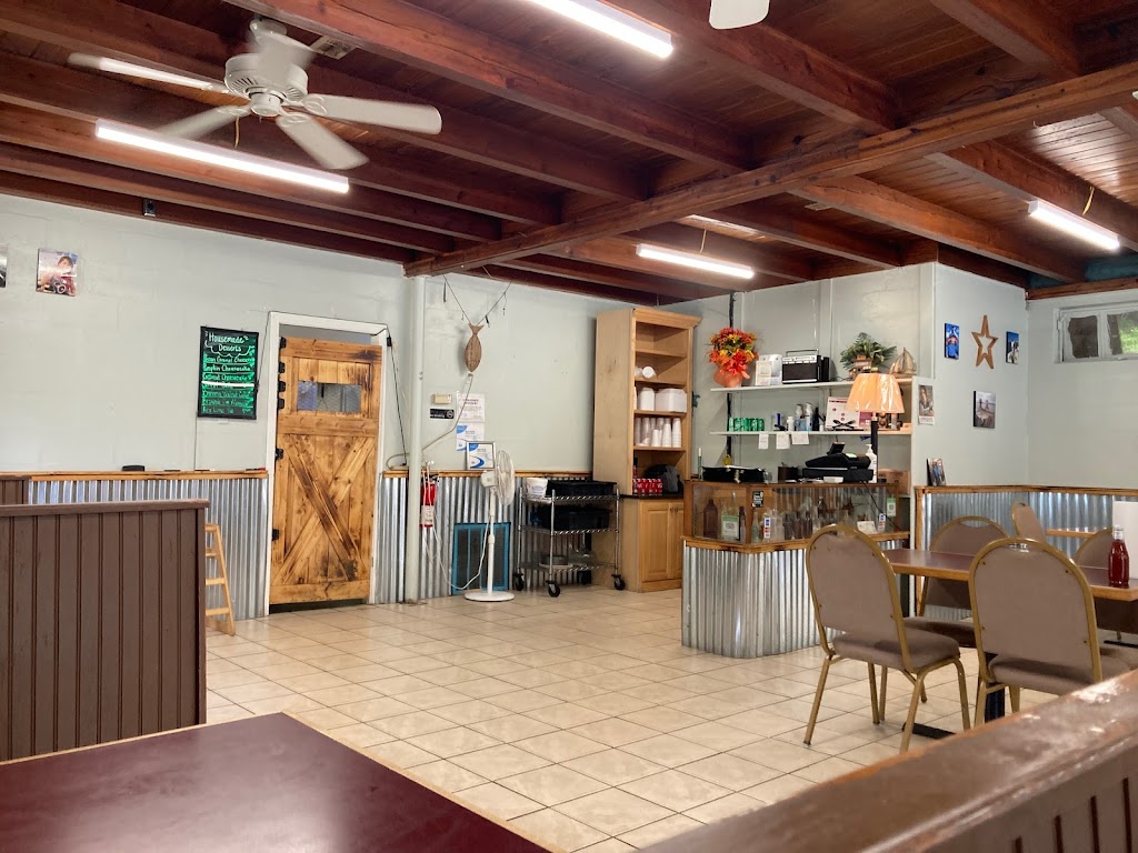 Capt Kellys Grill | restaurant | 46624 Hwy 65 Sumatra, 46624 FL-65, Bristol, FL 32321, USA | 8506708444 OR +1 850-670-8444