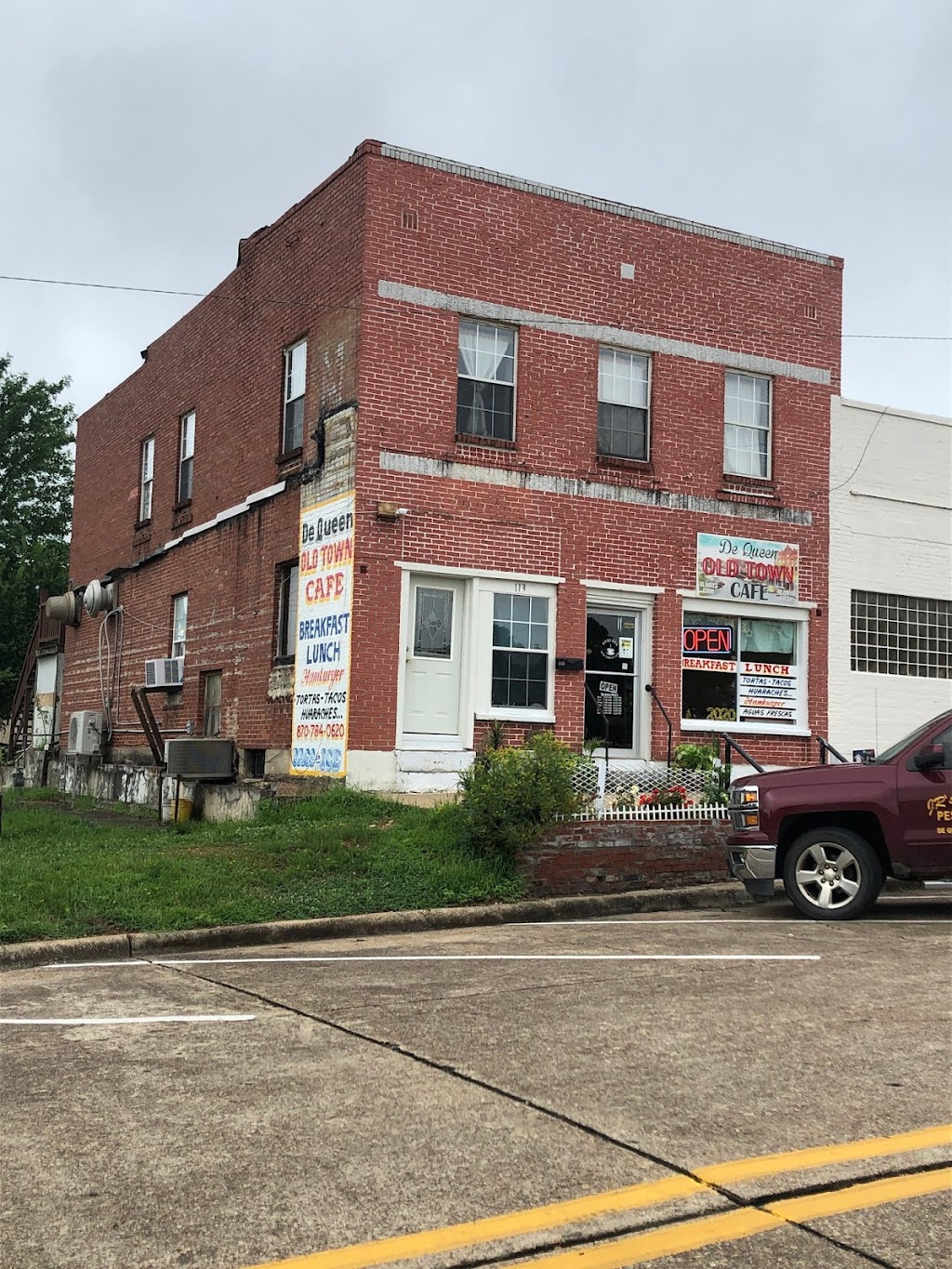 De Queen Old Town Cafe | restaurant | 115 W Dequeen Ave, De Queen, AR 71832, USA | 8707840620 OR +1 870-784-0620