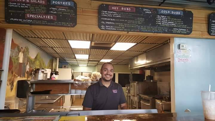 Smileys Deli | restaurant | 3441 Central Ave, St. Petersburg, FL 33713, USA | 7278005025 OR +1 727-800-5025