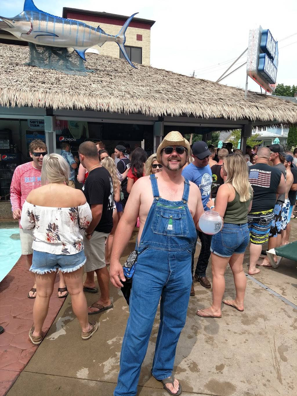 Blue Marlin Tiki Bar & Grill | restaurant | 439 Loraine Ave, Put-In-Bay, OH 43456, USA | 4192857427 OR +1 419-285-7427