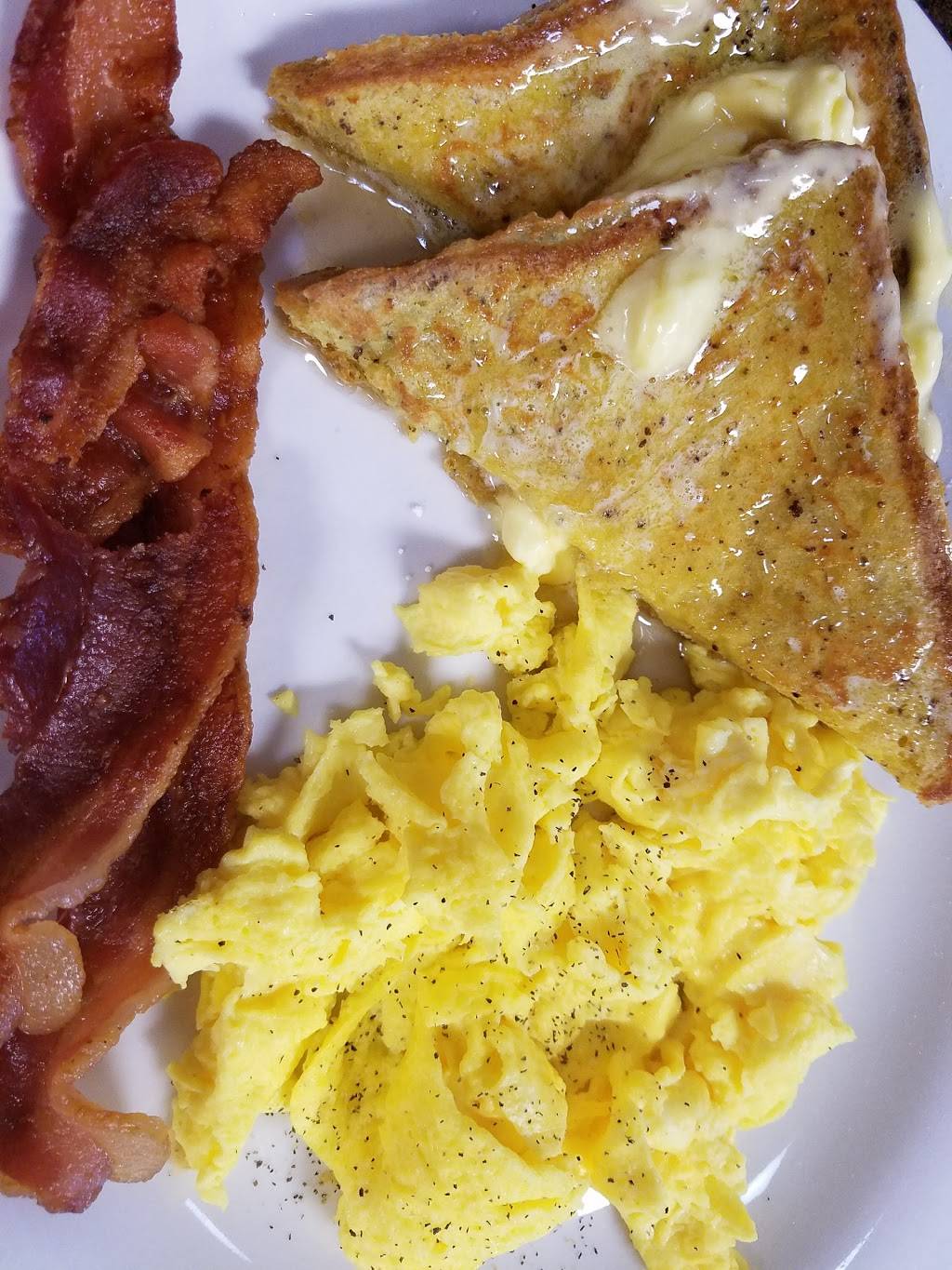 Abbys Cafe Yucaipa | restaurant | 34432 Yucaipa Blvd, Yucaipa, CA 92399, USA | 9097977770 OR +1 909-797-7770