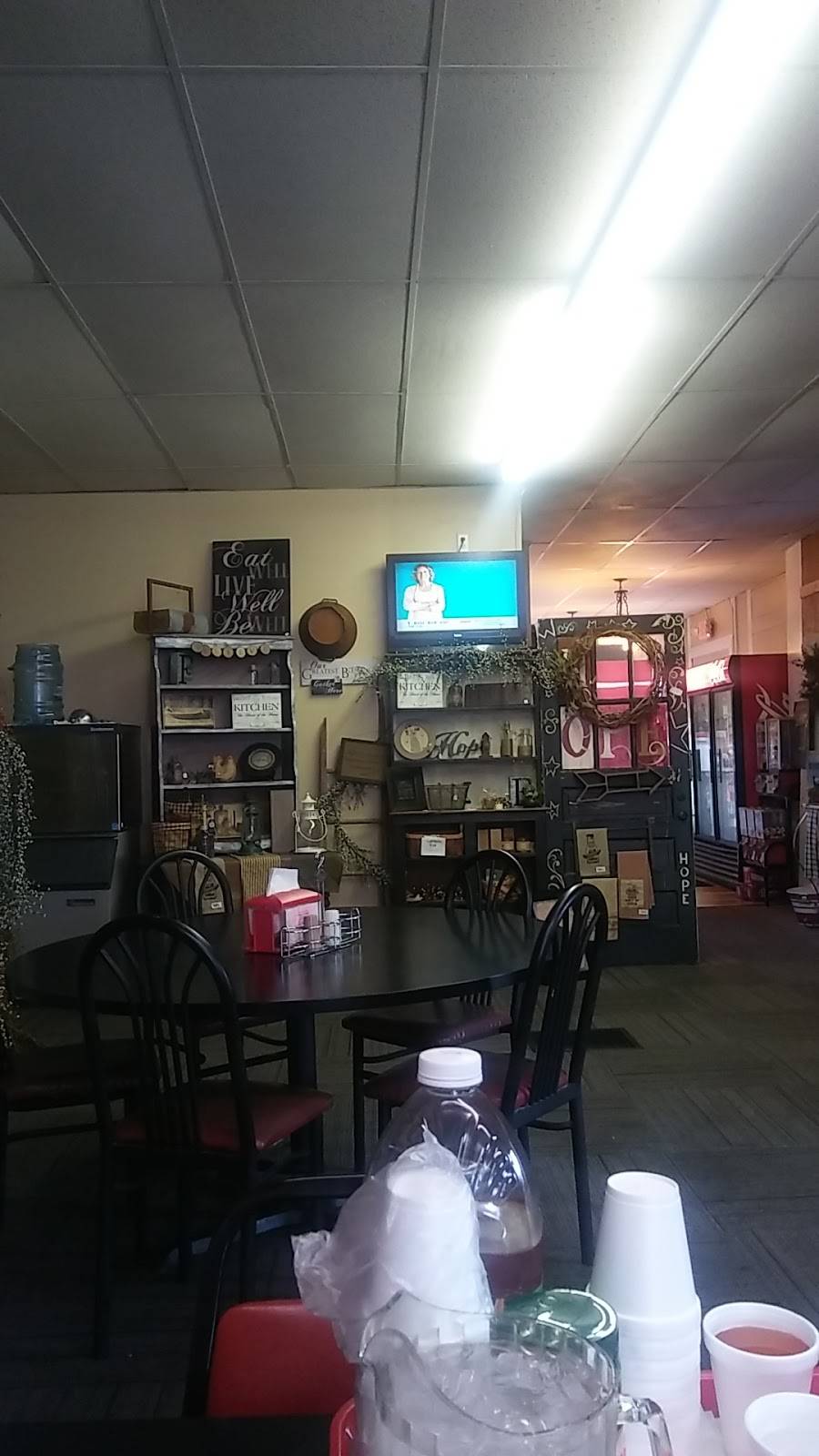 Rons Pizza | restaurant | 53 W Central Ave, Camden, OH 45311, USA | 9374523201 OR +1 937-452-3201