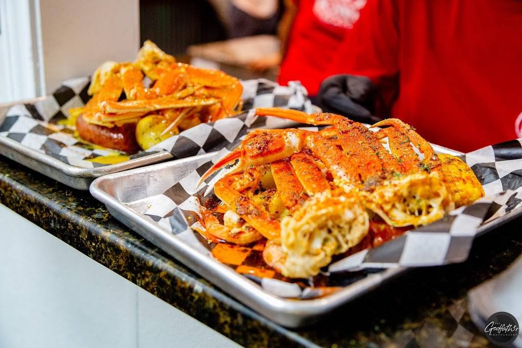 Krab Kingz Seafood KCK | restaurant | 7704 State Ave, Kansas City, KS 66112, USA | 9139121714 OR +1 913-912-1714