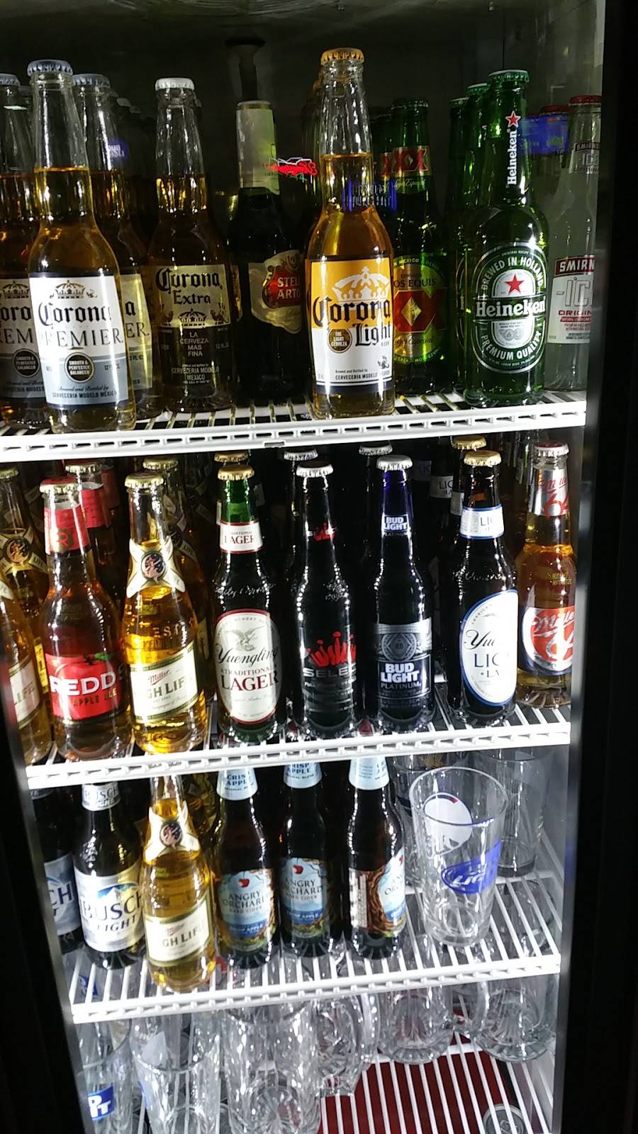 The River Edge Sports Bar & Grille | restaurant | 1108, 9630-9636 N Dixie Hwy, Franklin, OH 45005, USA | 9375508475 OR +1 937-550-8475