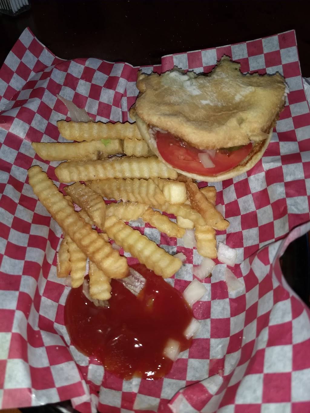 Penny Mart Restaurant | restaurant | KY-7, Sandy Hook, KY 41171, USA | 6067386986 OR +1 606-738-6986