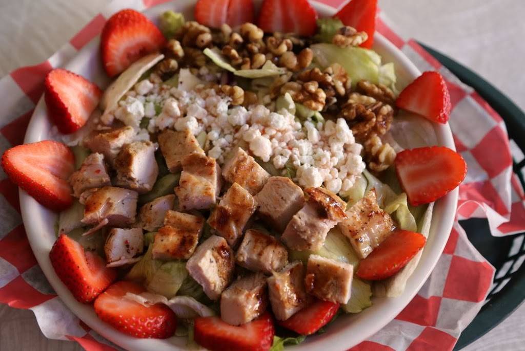 Paradise Bar & Grill | restaurant | 205 N Main St, Galena, IL 61036, USA | 8157773245 OR +1 815-777-3245