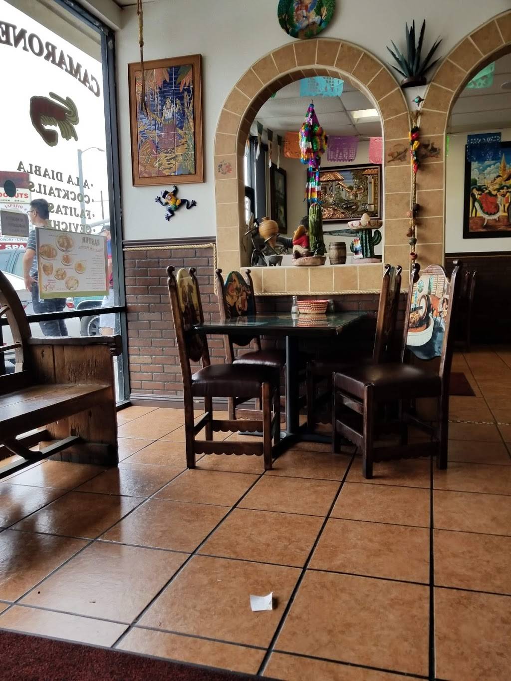 Taqueria El Tapatio | restaurant | 22806 Victory Blvd, Woodland Hills, CA 91367, USA | 8188836142 OR +1 818-883-6142