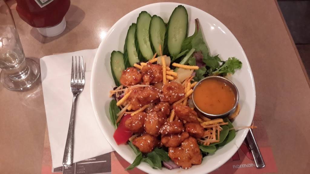 Restaurant Normandin | meal delivery | 130 Boulevard Saint-Joseph, Drummondville, QC J2C 2A8, Canada | 8194727522 OR +1 819-472-7522